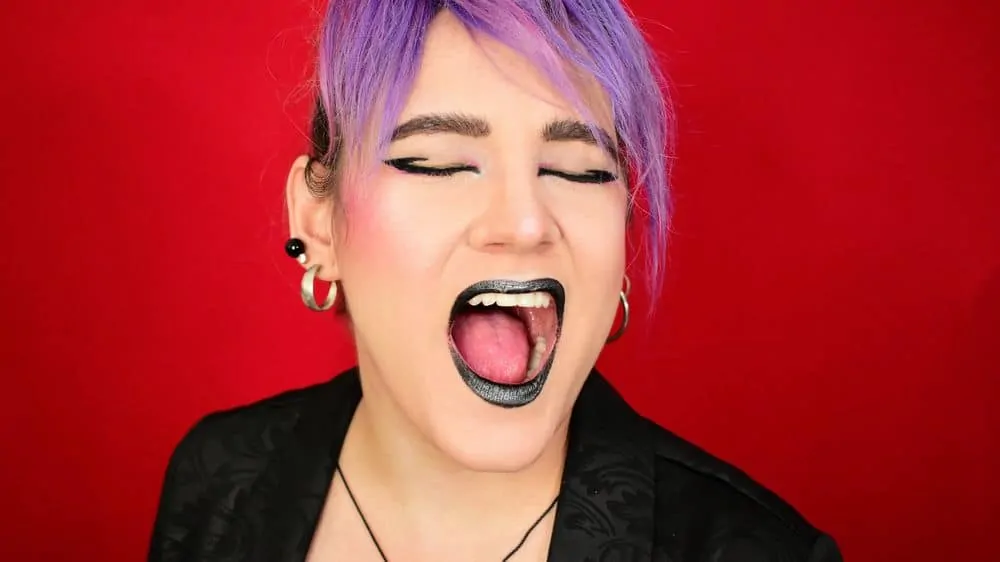 Female punk singer