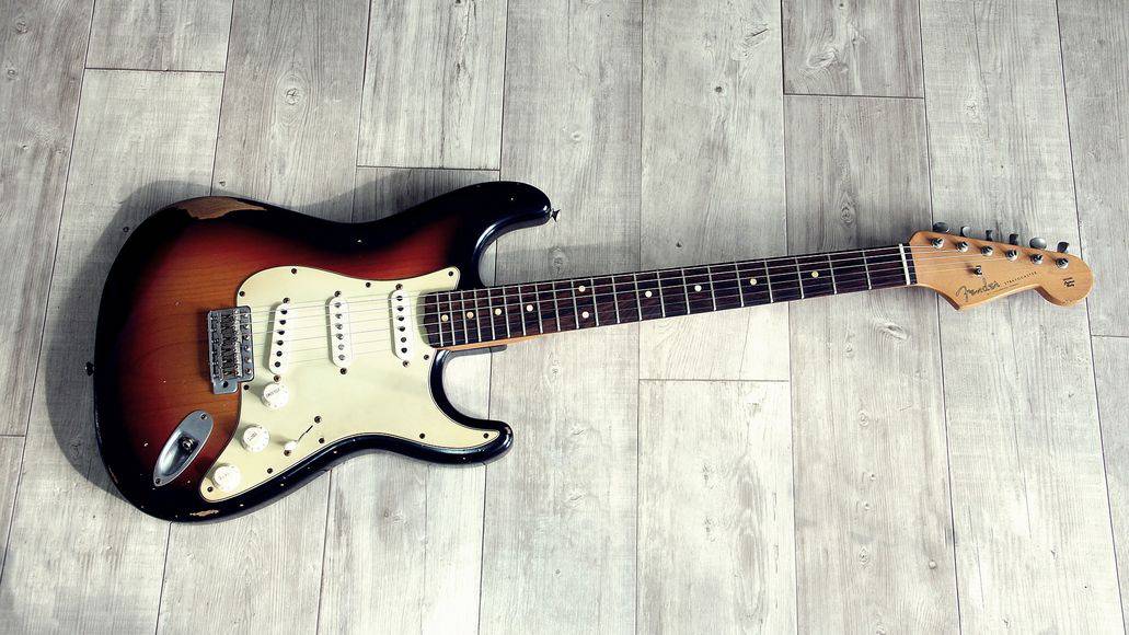 Fender stratocaster shape