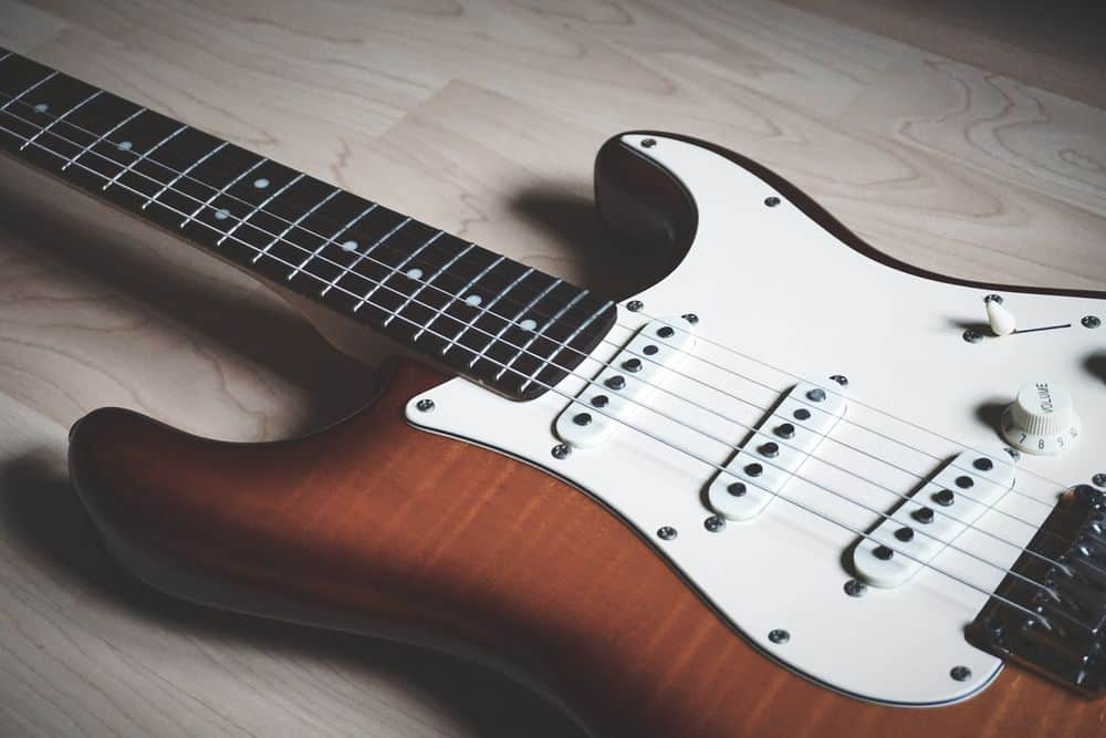 guitar with single coil pickups